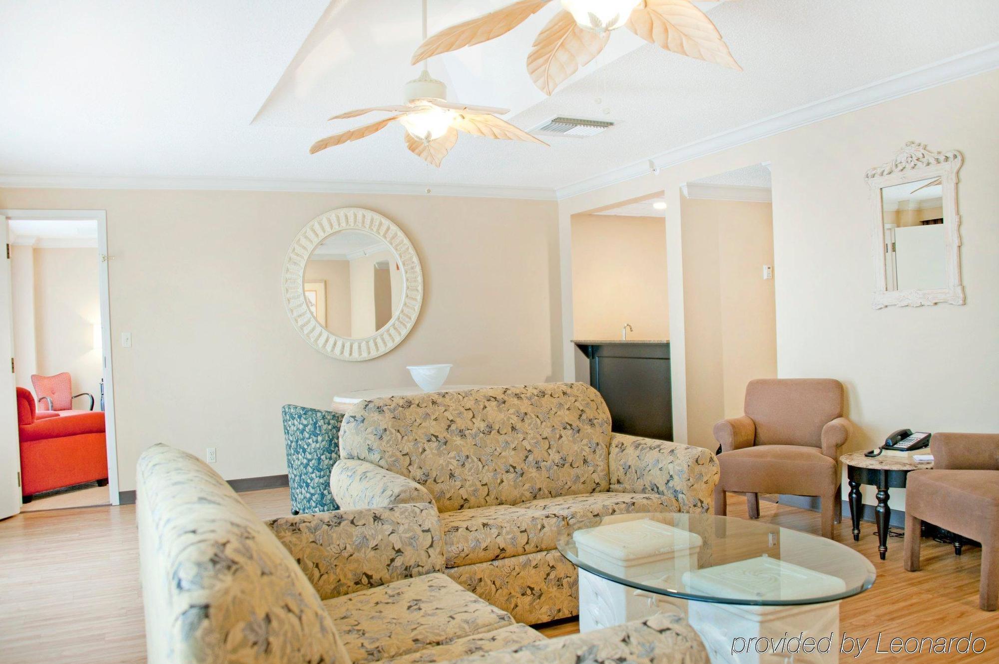 Crowne Plaza Pensacola Grand Hotel Екстериор снимка
